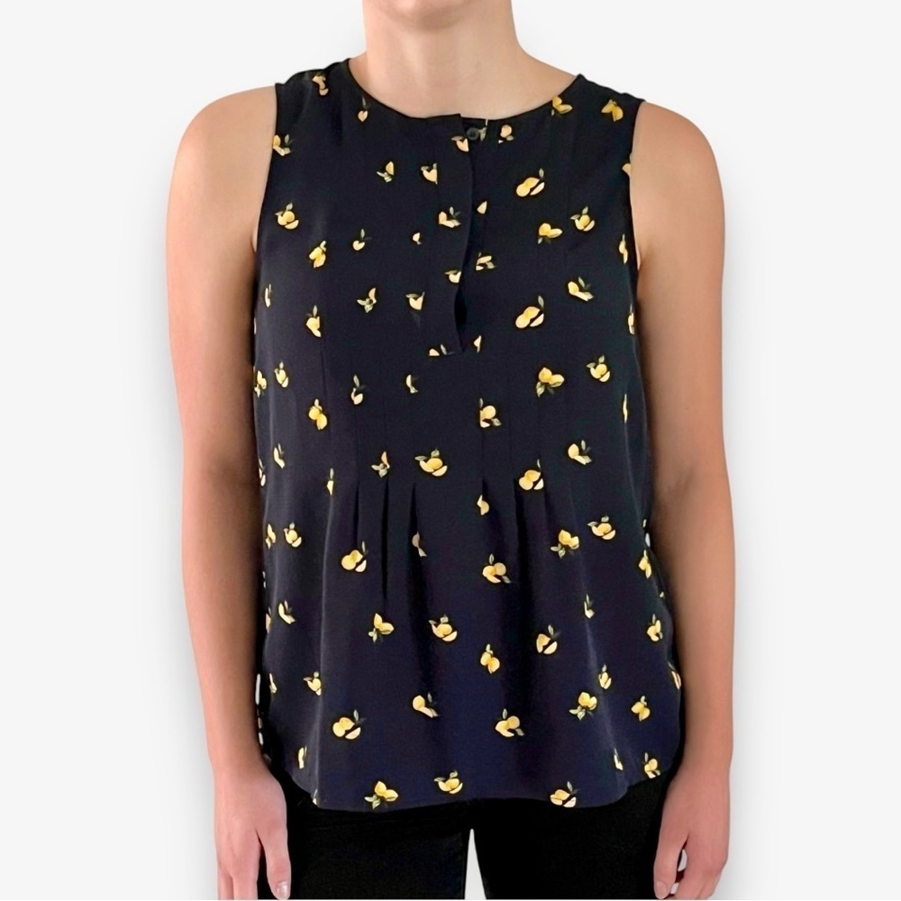 Banana Republic Sleeveless Pleated Round Neck Lemons Tank Top - Navy & Yellow‍﻿﻿